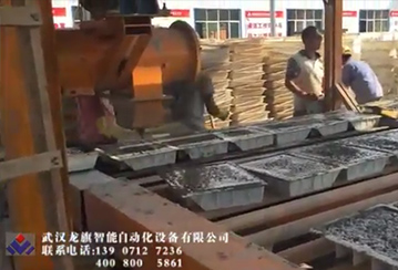 小預制件生產設備振動成型